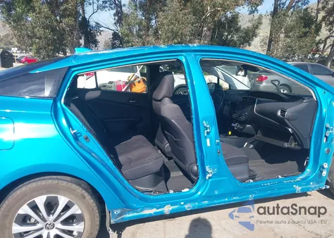 2021 Toyota Prius Prime Le from USA, damaged, VIN JTDKAMFPXM3176396